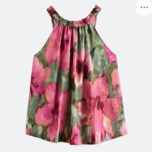 Nine Britton
Maternity Halter Knit Top